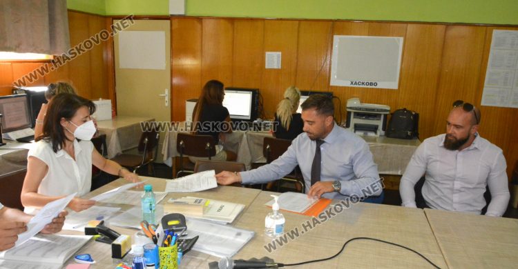 Геодезистът Тихомир Георгиев е водач на листата на „Български възход“ в Хасково