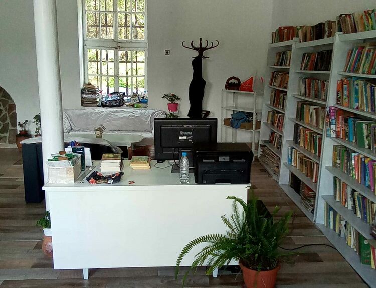 Библиотеката в село Брягово е с впечатляваща нова визия