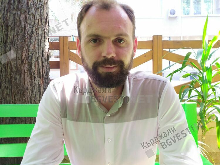 Мустафа Емин