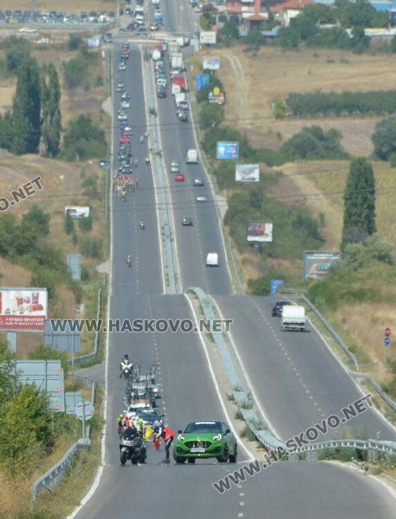 120 колоездачи минаха през Хасковско, затвориха пътища