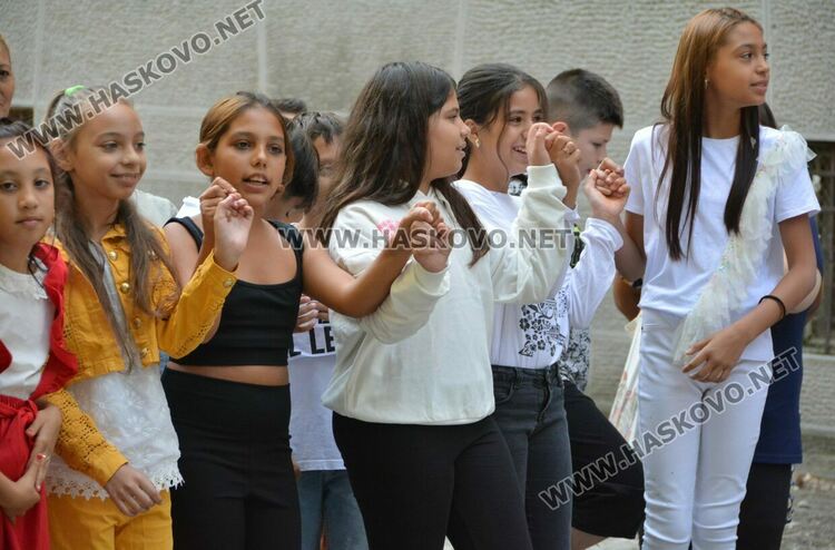 Откриха учебната година в Спортното училище след обновяване