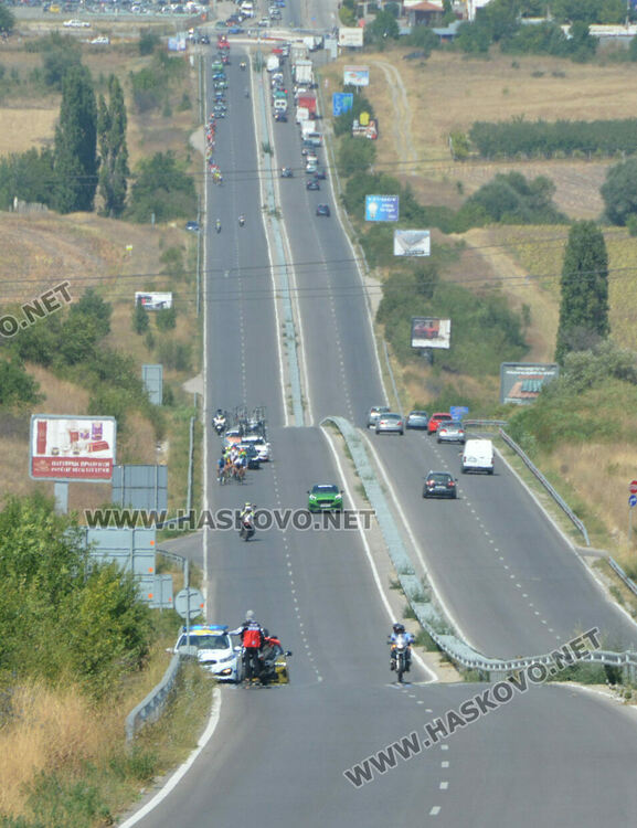 120 колоездачи минаха през Хасковско, затвориха пътища