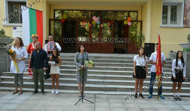 Откриха учебната година в Спортното училище след обновяване