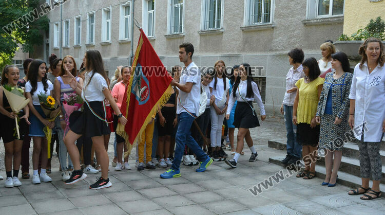 Откриха учебната година в Спортното училище след обновяване