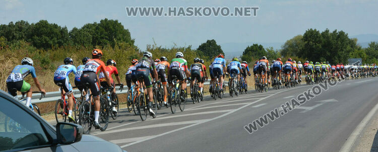 120 колоездачи минаха през Хасковско, затвориха пътища