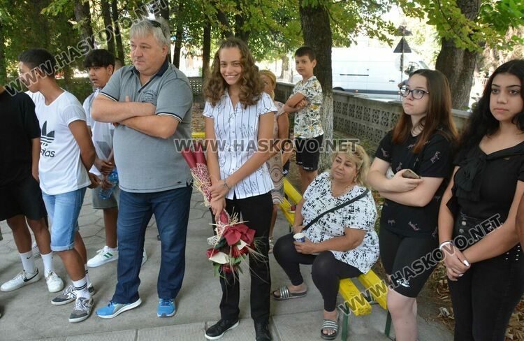 Откриха учебната година в Спортното училище след обновяване