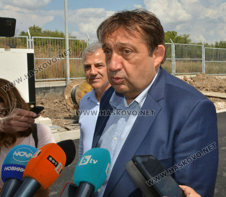 Министърът на МРРБ: Интерконекторът Гърция– България ще бъде пуснат преди 1 октомври