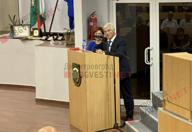 Димитровград ще има собствена пощенска марка за 75-тата си годишнина