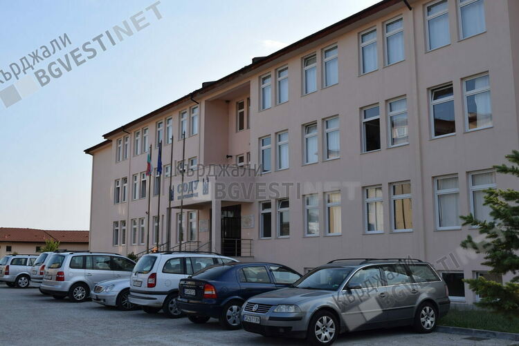 Мюсюлманското училище в Момчилград