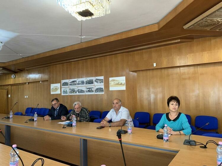 Не достигат лекари-специалисти в Центъра за психично здраве в Смолян