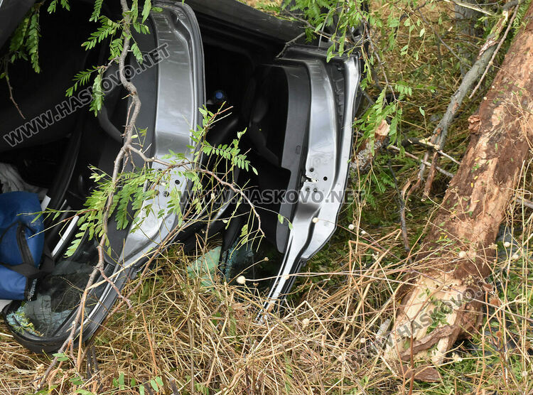 Двама са в болница след катастрофа по пътя между Хасково и Димитровград