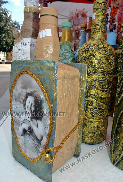 Уличка на занаятите в центъра на Хасково