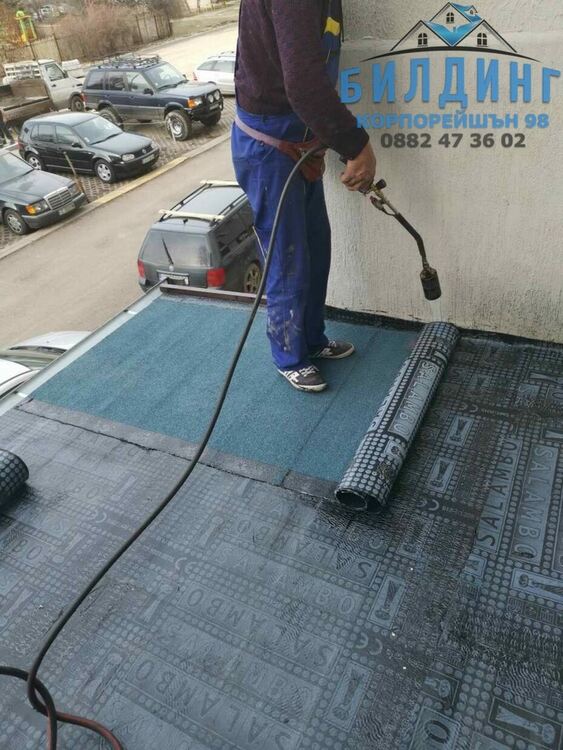 Двама работници пострадаха при ремонт на покрив в Кърджали, избухнала газова бутилка