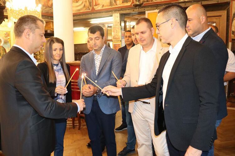 Делян Добрев: Безхаберниците, които ни управляваха година и половина, доведоха държавата до състояние, от което и най-способните трудно ще я измъкнат 