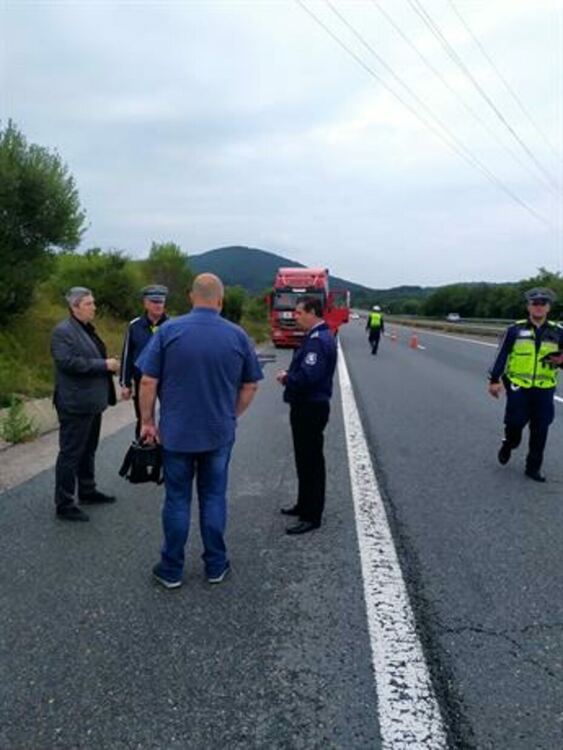 95 водачи на товарни автомобили са проверени в рамките на проведена специализирана полицейска операция в Перник