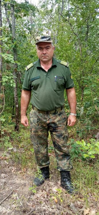 Военен от Хасково спаси икони, захвърлени по границата с Турция