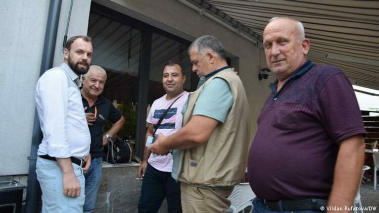 Български турци: "ДПС е вредна и продажна партия с корени в ДС"