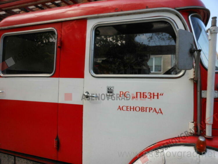 Къща изгоря при пожар в Поповица 