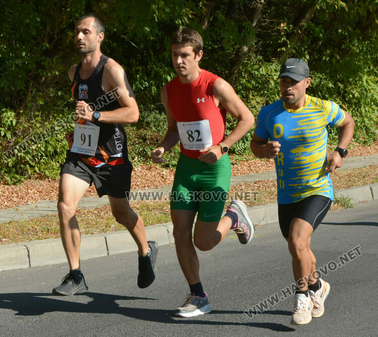Георги Гергов за втори път спечели кроса от Димитровград до Хасково