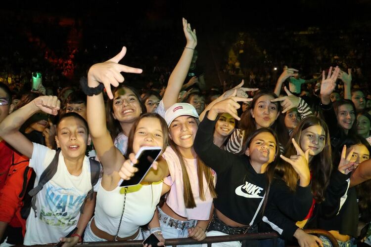 Хасковлии пяха и танцуваха с Милко Калайджиев и гост-звезди от Гърция 