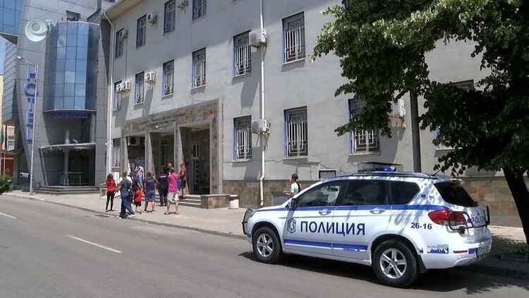 1000 лв. глоба за хасковлия за фалшив сигнал за бомба в Районното в Хасково