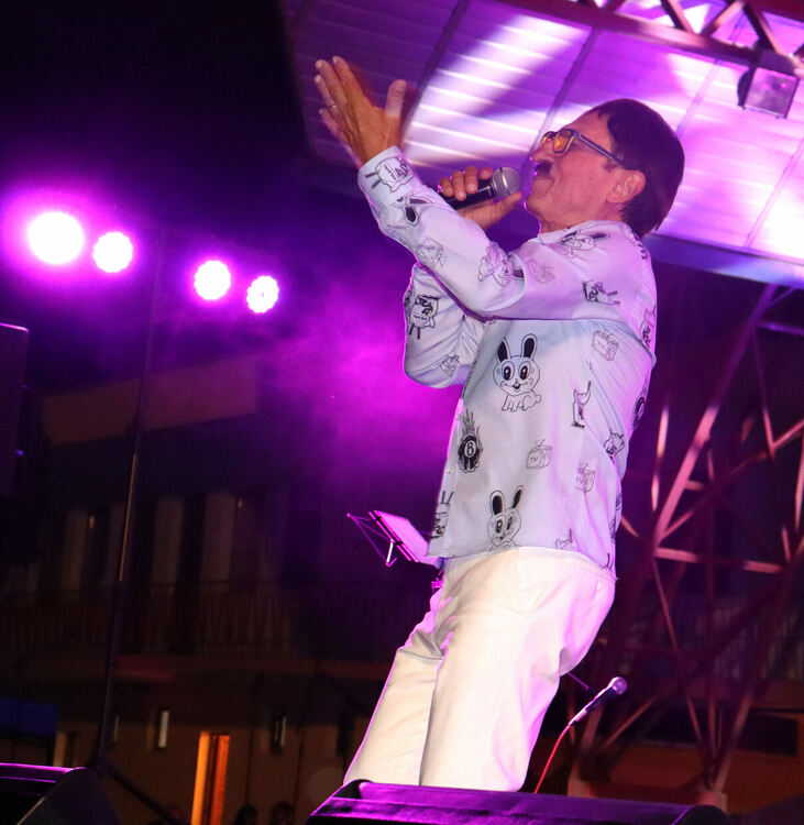 Хасковлии пяха и танцуваха с Милко Калайджиев и гост-звезди от Гърция 