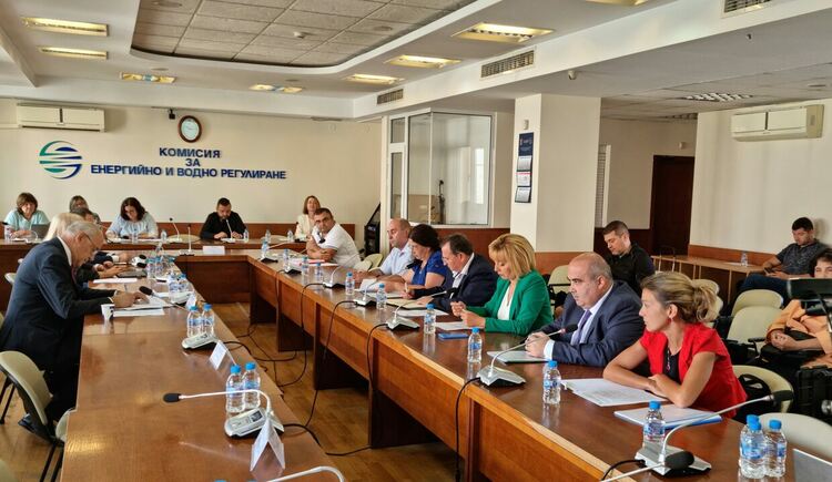 Омбудсманът скочи срущу поскъпването на водата в Смолян. ВиК поискаха 44% процента увеличение