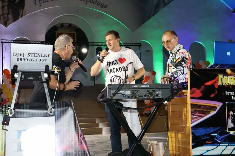 Петко Василев получи паметен знак на Хасково на голямото парти на „Спартак“