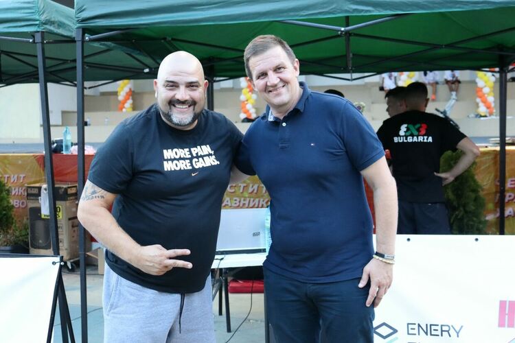 Баскетболистите на Хасково спечелиха стрийтбол турнира