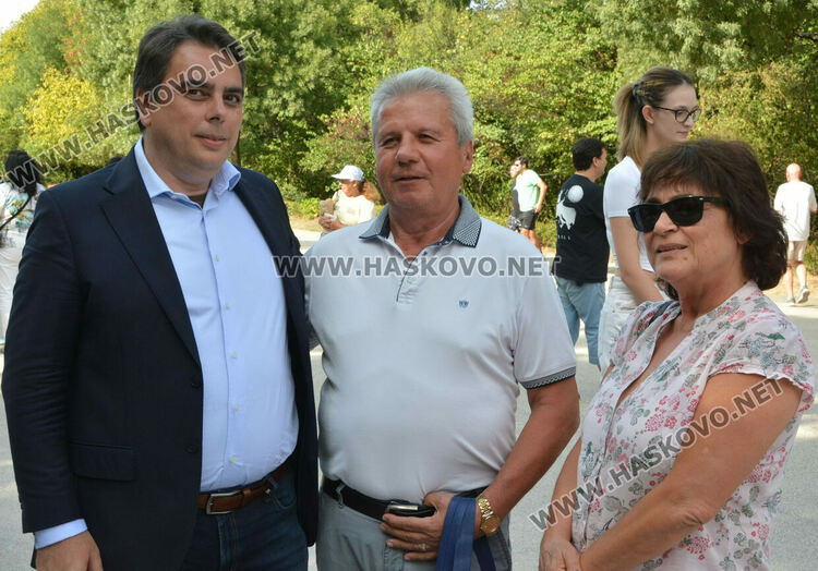 Асен Василев в Хасково: Инвестицията в хората трябва да продължи