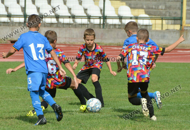 „Левски“ вдигната купата на турнира в Хасково