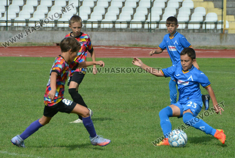 „Левски“ вдигната купата на турнира в Хасково