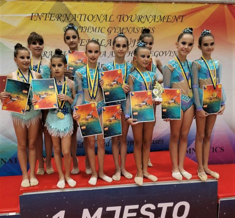 Златни, сребърни и бронзови медали за грациите от "Аида" на състезанието в Сараево