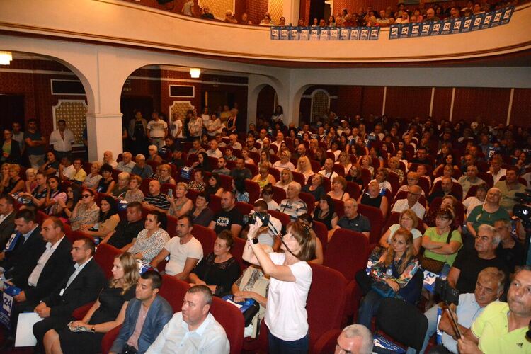 ГЕРБ представя свой план за възстановяване на страната