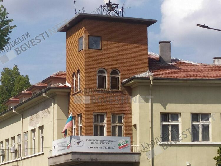 Общинар предлага да бъде ремонтиран часовника на стария Градски съвет