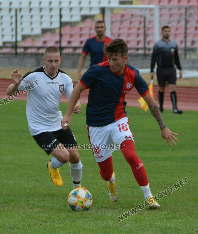 Развяха ли бялото знаме от “Саяна Хасково”?