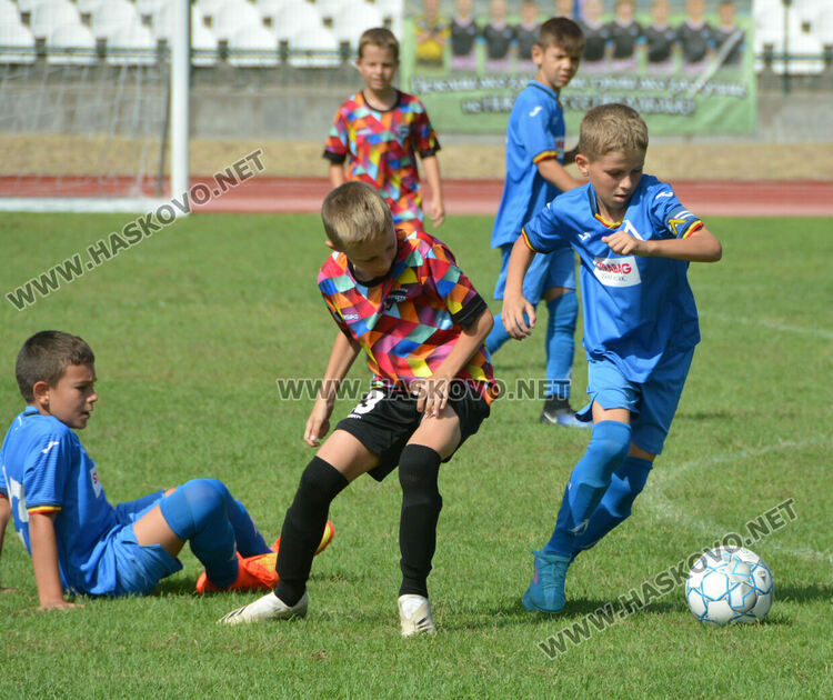 „Левски“ вдигната купата на турнира в Хасково