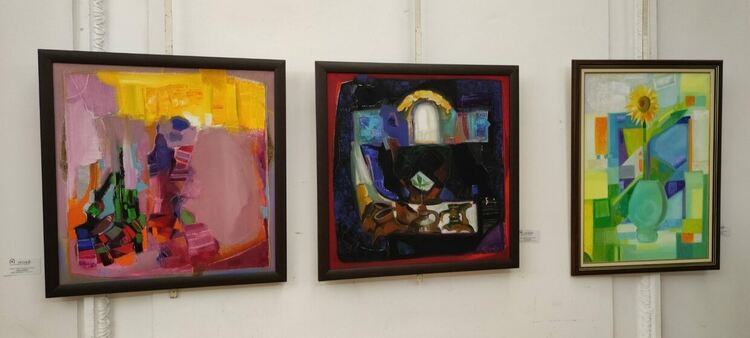 С традиционна представителна изложба се откри новия творчески сезон