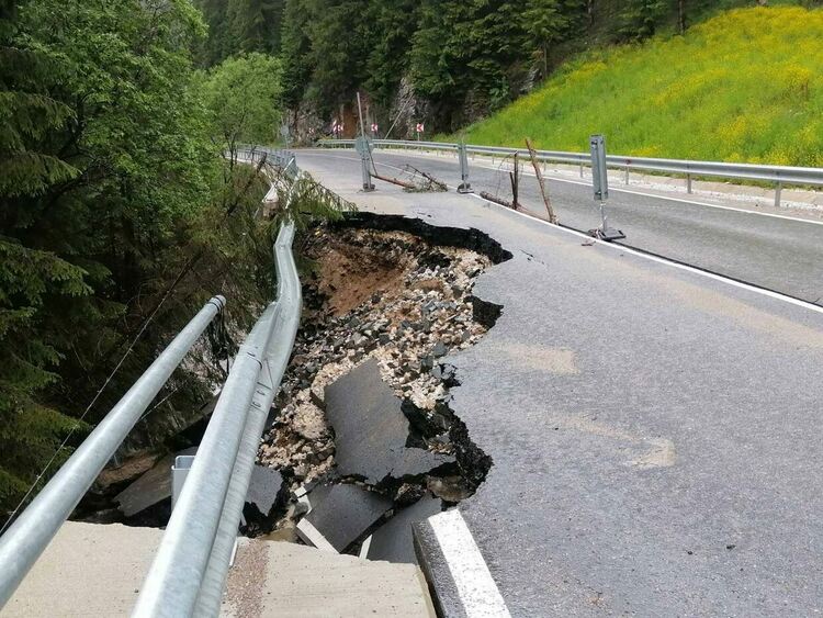 АПИ обяви обществена поръчка за проектирането и укрепването на 4 участъка в област Смолян, засегнати от наводненията в края на 2021 г.   