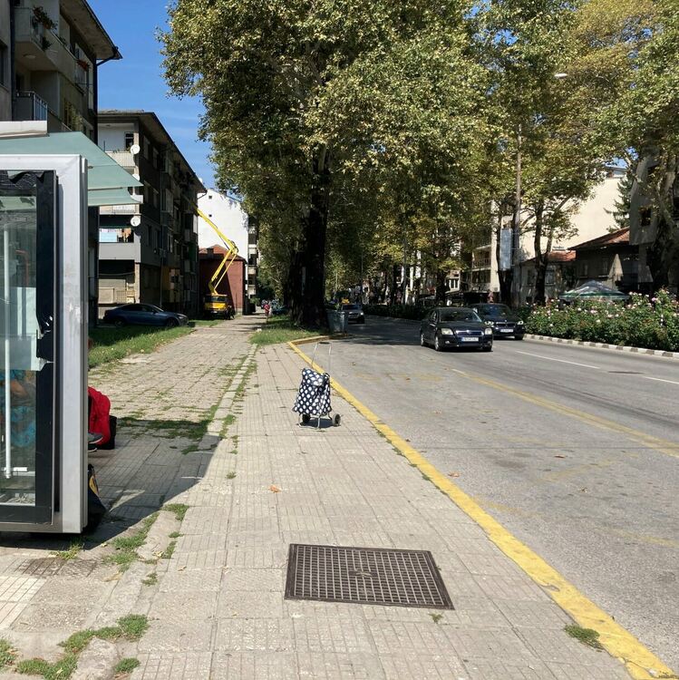 Започва ремонт на тротоарните настилки на три улици в Асеновград 