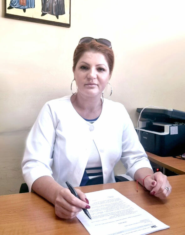 Елисавета Кехайова-директор