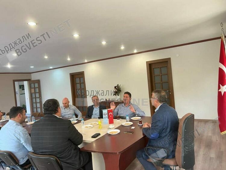 Балгьоч отново дава заявка за логистична подкрепа на гласуването на изселниците в Турция