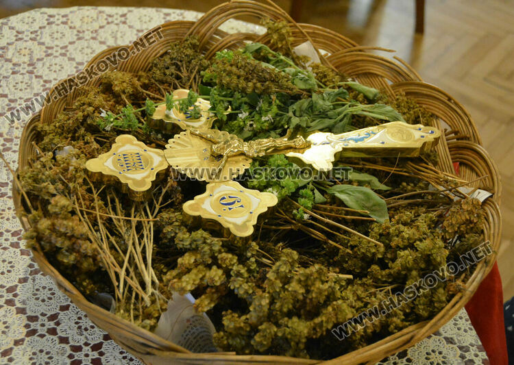 Отбелязваме Кръстовден днес