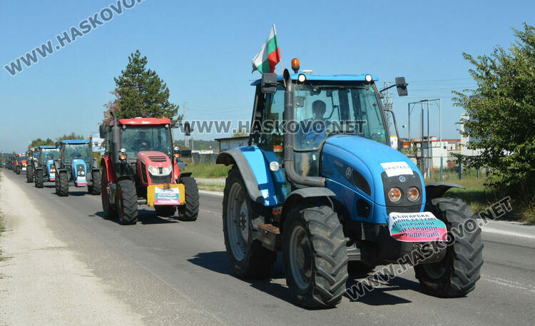 Протестно шествие в Хасково заради внос на зърно от Украйна