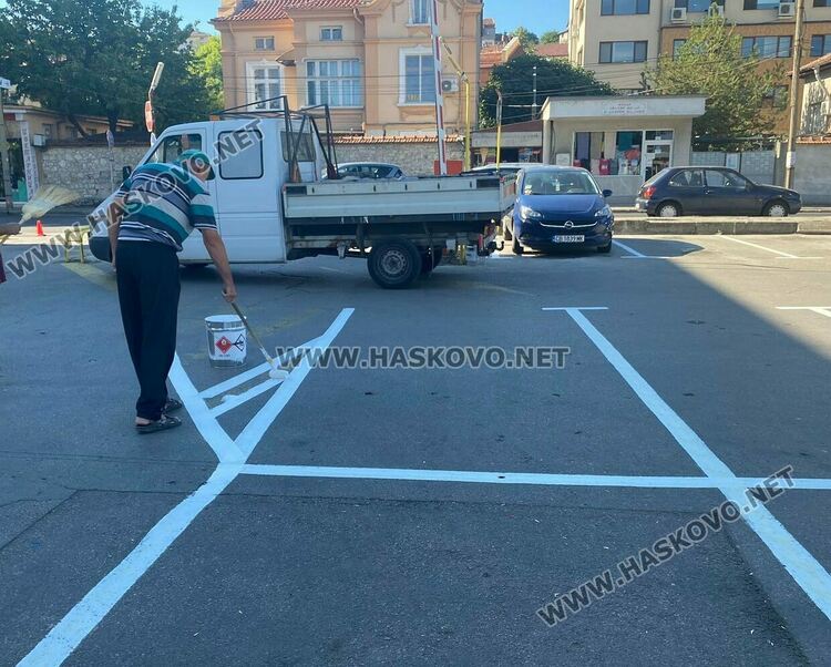 Започна обновяването на паркингите до „21 век“ и до пл. „Свобода“