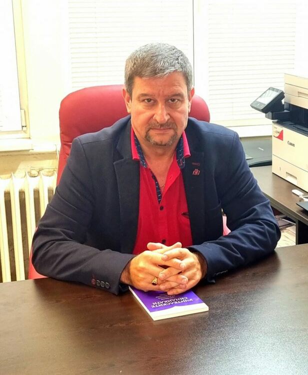 Д-р Юлиян Петров, председател на синдикат "Образование" към КТ "Подкрепа"