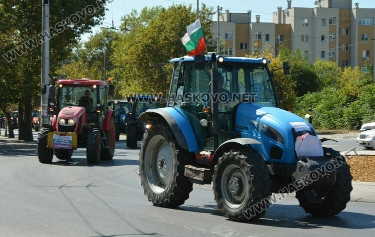 Протестно шествие в Хасково заради внос на зърно от Украйна