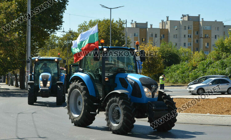 Протестно шествие в Хасково заради внос на зърно от Украйна
