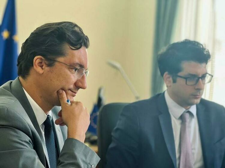 Служебното правителство се зае с новата антикорупционна комисия