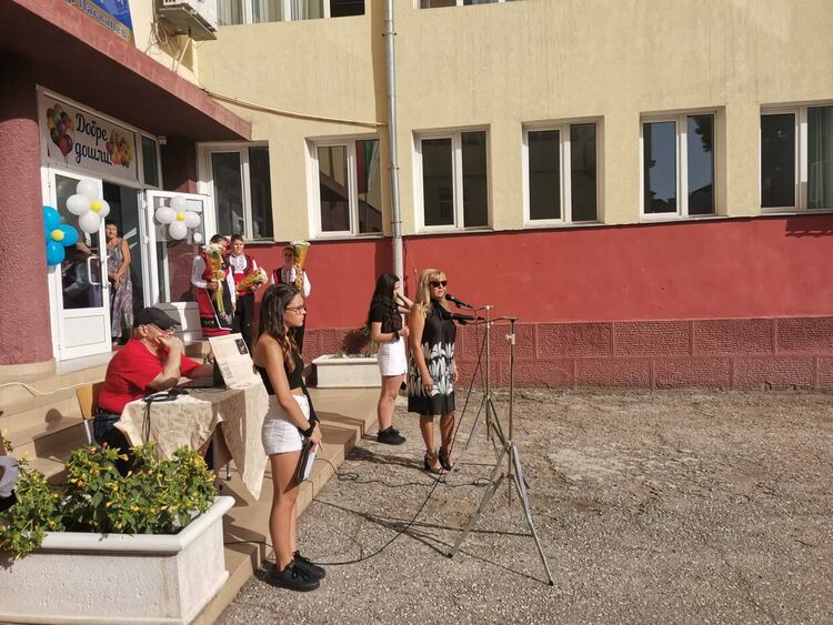 Гимназията по туризъм посрещна 94 осмокласници